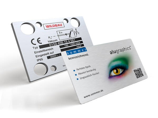 Eloxierte Typenschilder mit Untereloxaldruck